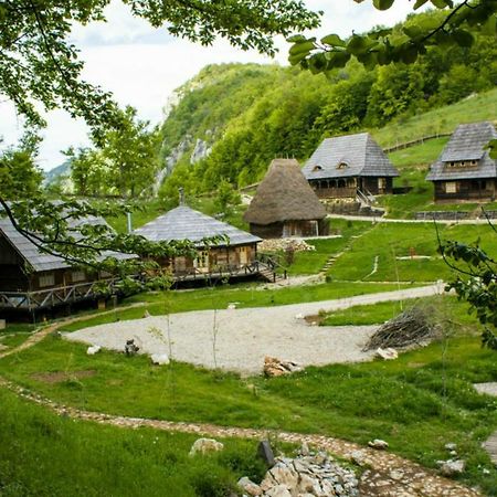 فندق Sălciua de Josفي  Raven'S Nest المظهر الخارجي الصورة